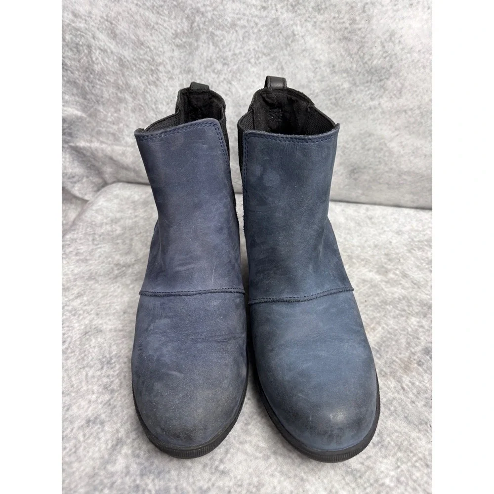 Sorel size color